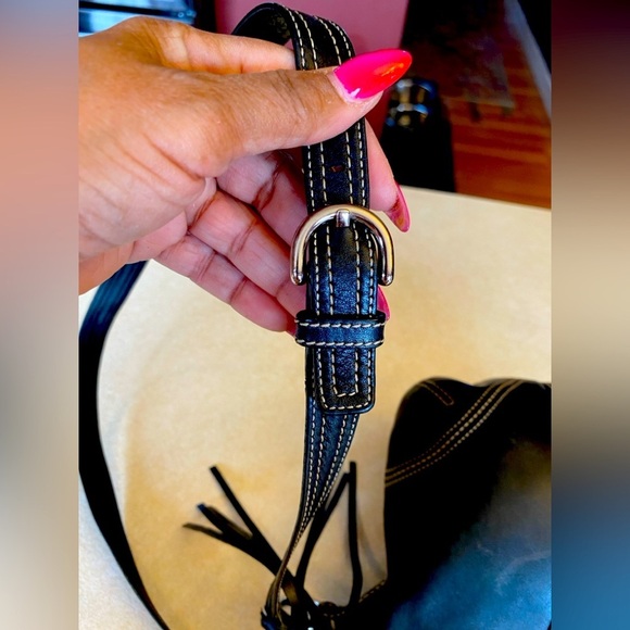 COACH Soho Black Leather Swingpack Small Crossbody Bag, EUC - Picture 13 of 16